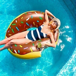 Aufblasbar Donut braun Ø 120 cm mit Biss Schwimmring Schwimmreifen Pool & Wasser, mit Getränkehalter für Erwachsene & Kinder (Brauner Donut)